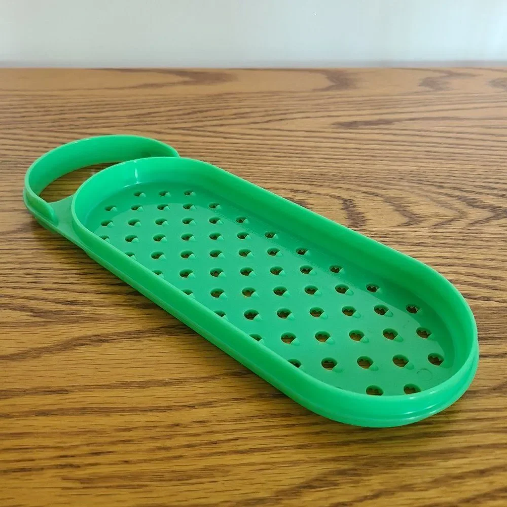 Tupperware #1374-11 Jadeite Cheese-Vegetable Grater Shredder Replacement Green